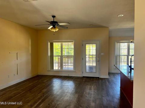 13 Trace Dr, Mchenry, MS 39561 photo 3