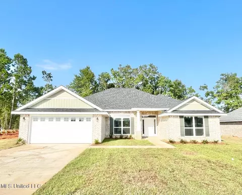 13916 Ruby Ln, Biloxi, MS 39532 photo 1