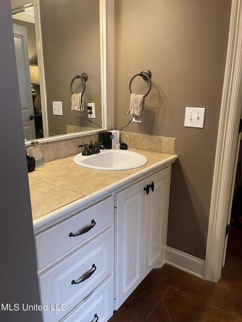 322 Fairview Dr, Brandon, MS 39047 photo 8