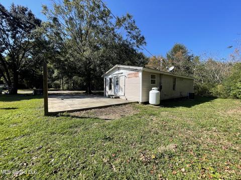 7952 Aster St, Moss Point, MS 39562 photo 6