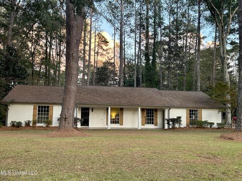 603 NW Kennedy Drive Dr, Magee, MS 39111 photo 1