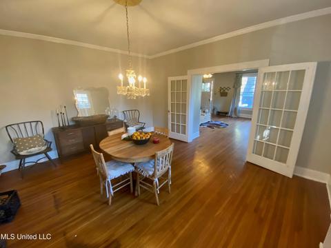 312 E Center St, Canton, MS 39046 photo 8