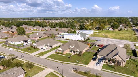 6002 Red Gate Dr, Long Beach, MS 39560 photo 2