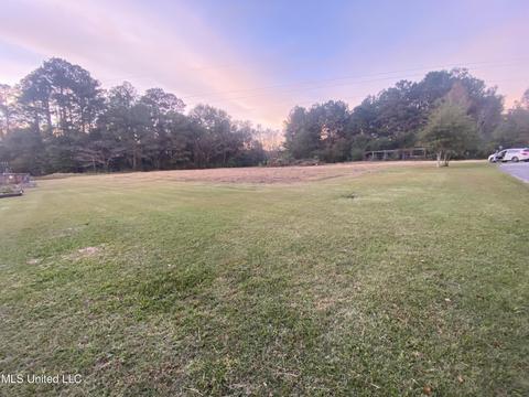 Northview, Moss Point, MS 39562 photo 4