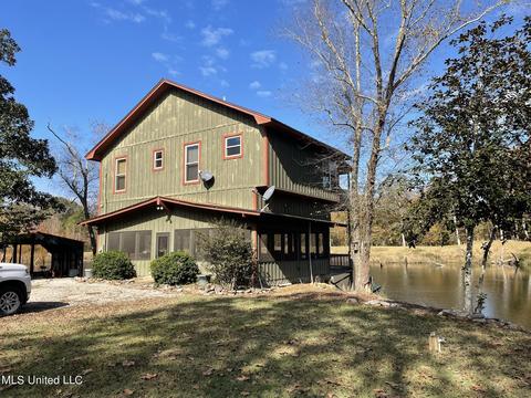 1946 Youngton Rd, Vicksburg, MS 39183