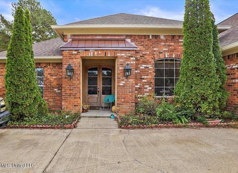164 Hartfield Dr, Madison, MS 39110