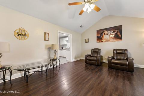 15 R Moran Rd, Mchenry, MS 39561 photo 3
