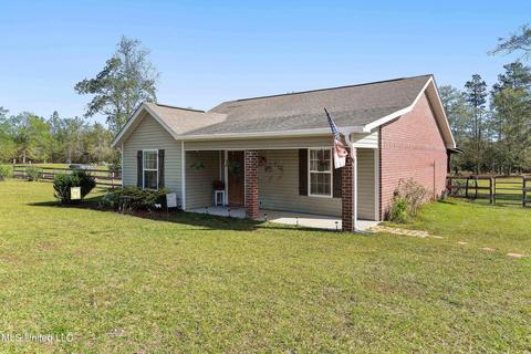 15 R Moran Rd, Mchenry, MS 39561 photo 2