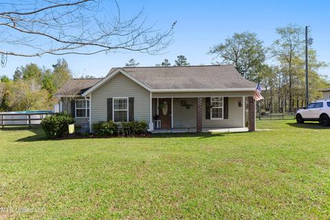 15 R Moran Rd, Mchenry, MS 39561 photo 1