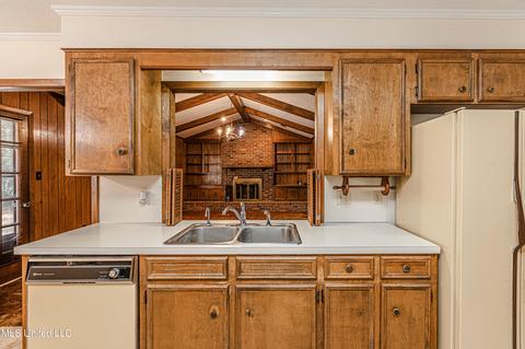 220 E Lake Dr, Brandon, MS 39047 photo 15