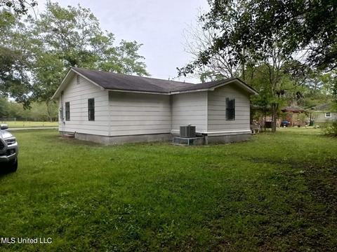 4019 Doris St, Moss Point, MS 39563 photo 8