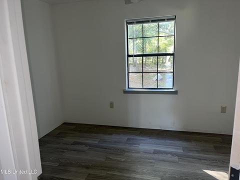 4019 Doris St, Moss Point, MS 39563 photo 5