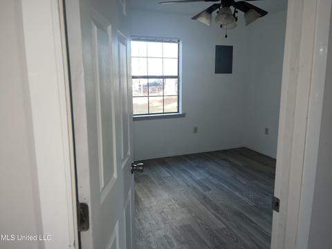 4019 Doris St, Moss Point, MS 39563 photo 3