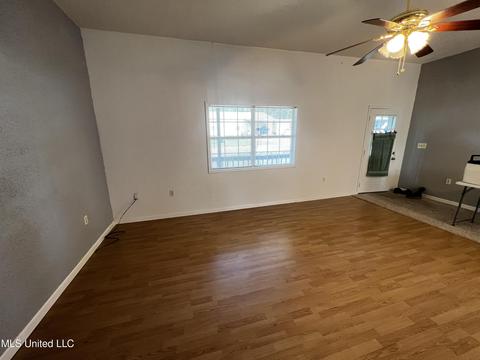 208 7th St, Morton, MS 39117 photo 4