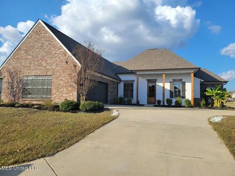 409 Araglen Dr, Canton, MS 39046 photo 1