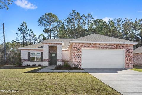 1812 E Amar, Gautier, MS 39553 photo 2