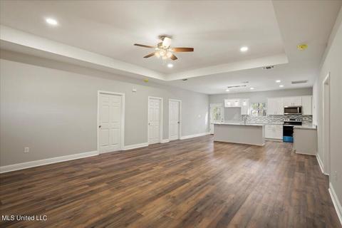 1812 E Amar, Gautier, MS 39553 photo 9