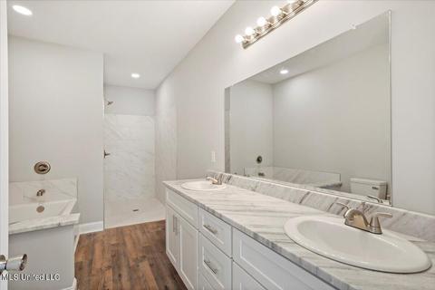 1812 E Amar, Gautier, MS 39553 photo 19