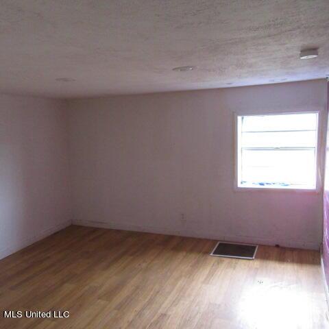 6404 Elder Ferry Rd, Moss Point, MS 39563 photo 17