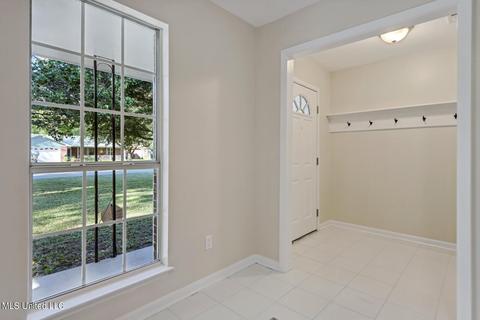 402 Holly St, Long Beach, MS 39560 photo 9