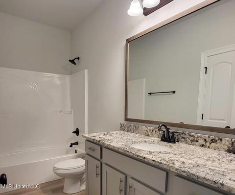 18066 Evergreen Dr, Gulfport, MS 39503 photo 8