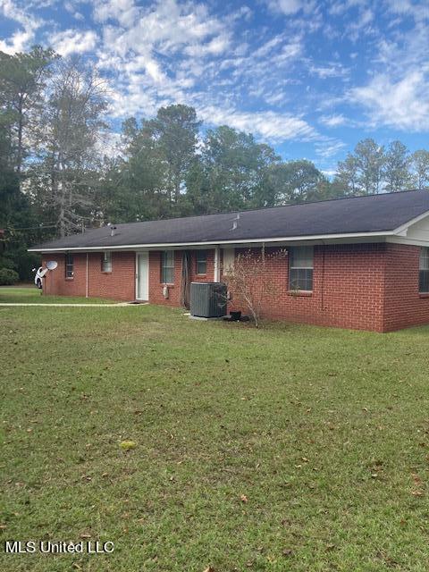 2300 Bertis Goff Rd, Moss Point, MS 39562 photo 4
