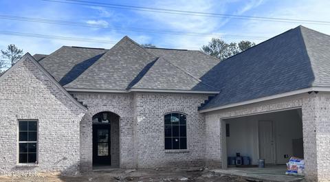 207 Oakmont Dr, Clinton, MS 39056 photo 1