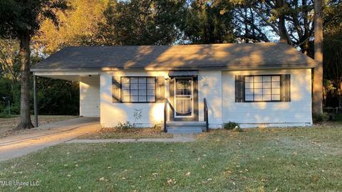 1945 Willaneel Dr, Jackson, MS 39204 photo 1