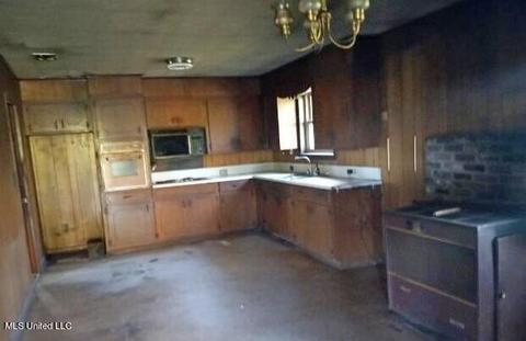 596 County 123 Rd, Quitman, MS 39355 photo 3