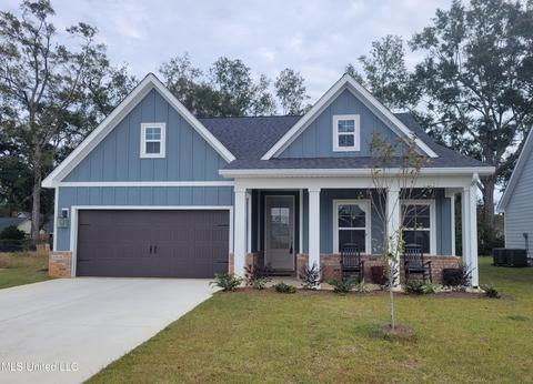10648 Wren Grv, Gulfport, MS 39503