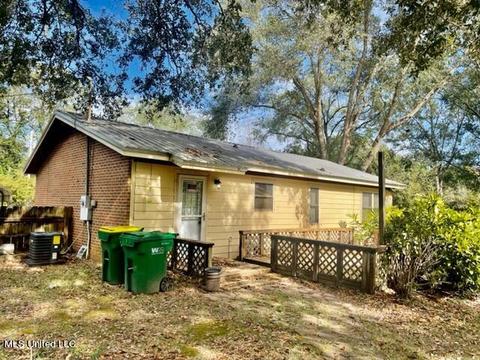 7108 E Central Park Dr, Moss Point, MS 39562 photo 15