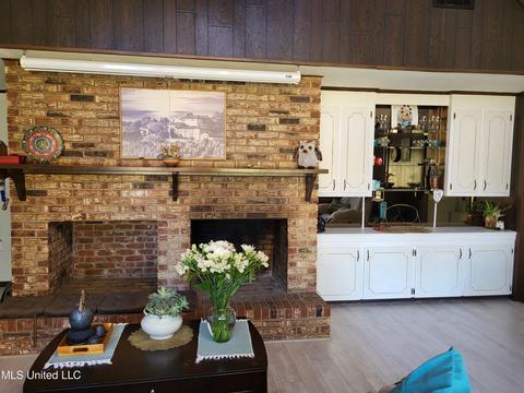 5258 Brookleigh Dr, Byram, MS 39272 photo 4
