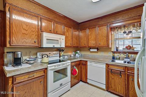 302 Old Spanish Trl, Jackson, MS 39212 photo 9