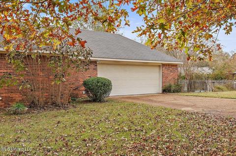 114 Fox Meadow Dr, Brandon, MS 39042 photo 4