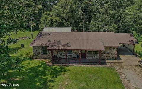 1835 Scotland Rd, Bentonia, MS 39040