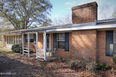 218 Salem Rd, Forest, MS 39074 photo 8