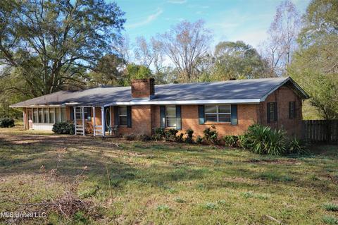 218 Salem Rd, Forest, MS 39074 photo 7
