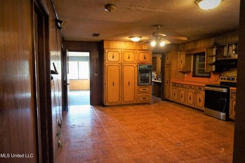 218 Salem Rd, Forest, MS 39074 photo 18