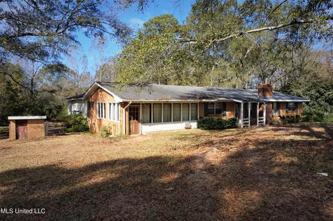 218 Salem Rd, Forest, MS 39074 photo 4