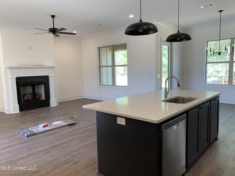 104 Catherine Blvd, Clinton, MS 39056 photo 9