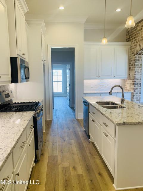 820 Glenwild Cir, Canton, MS 39046 photo 6