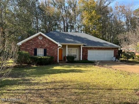 107 Parkside Dr, Brandon, MS 39042 photo 1