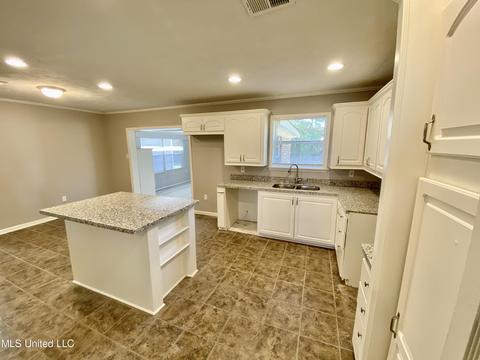 305 Diamond St, Brandon, MS 39042 photo 6