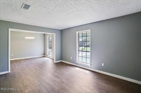 312 Overlook Cir, Jackson, MS 39213 photo 9
