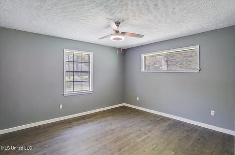 312 Overlook Cir, Jackson, MS 39213 photo 23