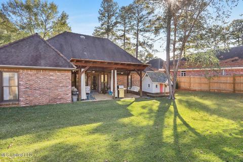 135 Pine Ridge Cir, Brandon, MS 39047 photo 18