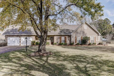96 Pinehaven Pl, Clinton, MS 39056 photo 1