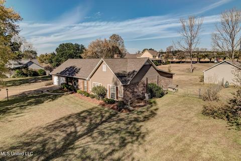 96 Pinehaven Pl, Clinton, MS 39056 photo 3
