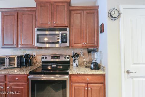 522 Dynsmore Pl, Long Beach, MS 39560 photo 12