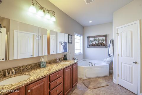522 Dynsmore Pl, Long Beach, MS 39560 photo 17
